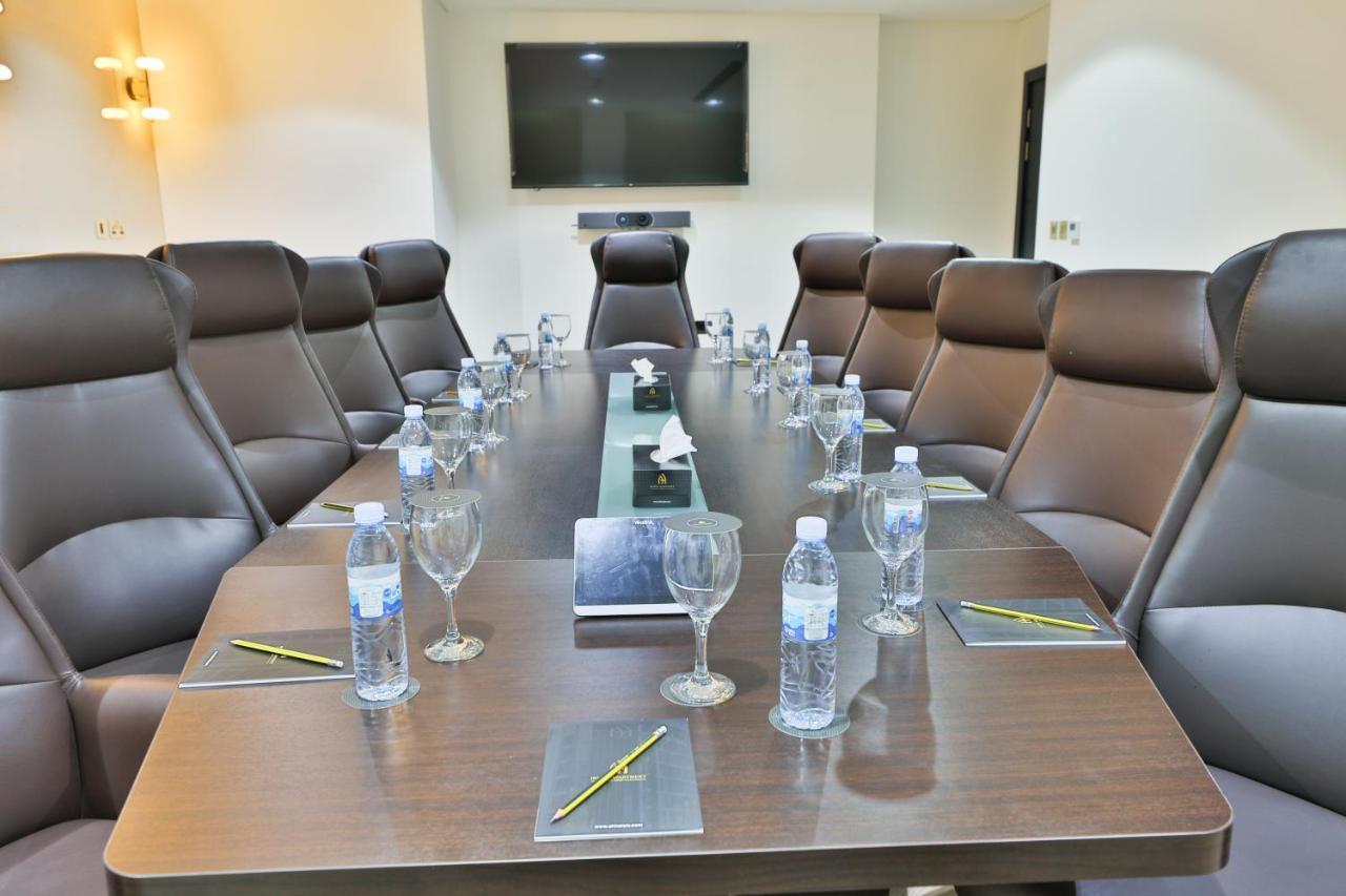 Royal Mansoura Residence Hotel Doha Bagian luar foto