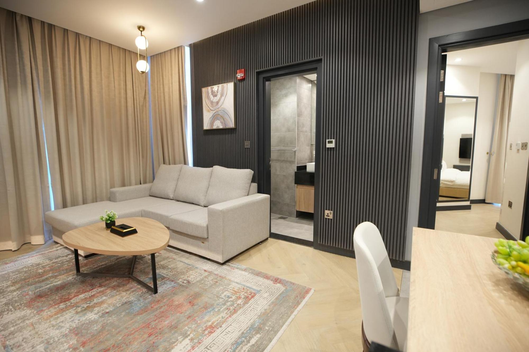 Royal Mansoura Residence Hotel Doha Bagian luar foto