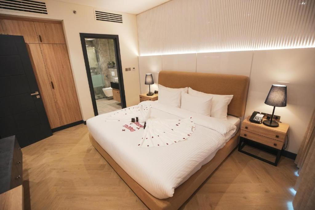 Royal Mansoura Residence Hotel Doha Bagian luar foto