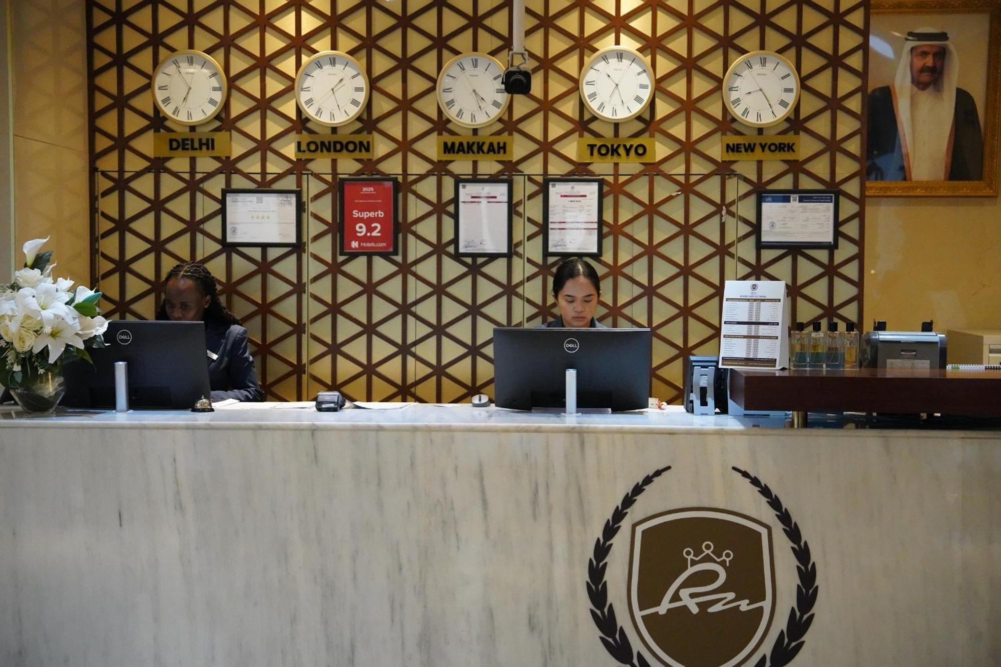 Royal Mansoura Residence Hotel Doha Bagian luar foto